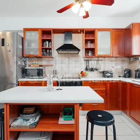 Apartament 2br With Pool - Olive By Premier Paralimni