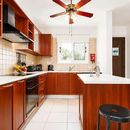 2br With Pool - Olive By Premier Paralimni