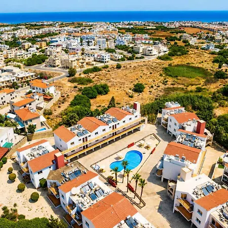 Apartment 2br With Pool - Olive By Premier Paralimni